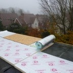 Warm roof construction with Rubberbonds EPDM flat roof membrane