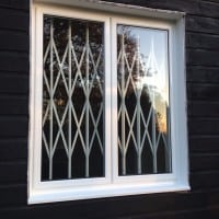 Double Glazed White Aluminium Windows in Holmbury St Mary Dorking Glass (4)