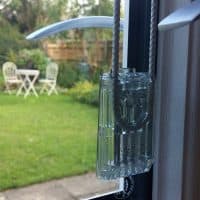 close-up-of-internal-blinds-within-glass-sealed-unit